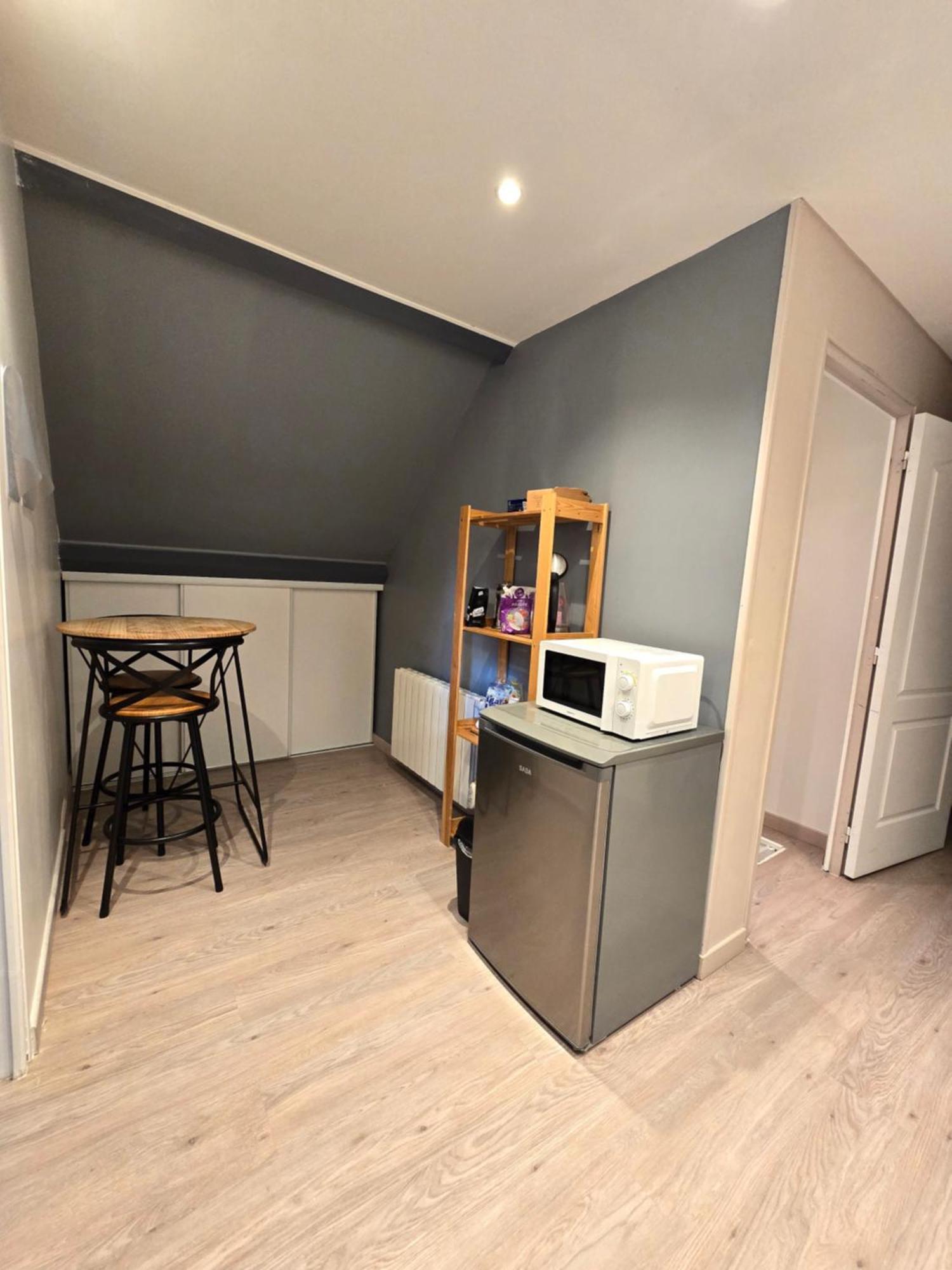 Chambre Privee A 10Min De Roissy Cdg, Au Calme, Parking Gratuit Le Mesnil-Amelot Exterior foto